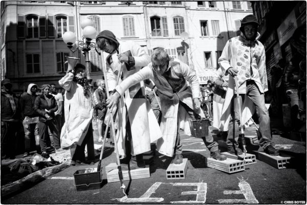 Faîtes du quartier de Noailles, 05/05/19 © Chris Boyer