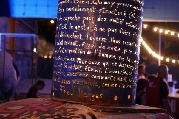 360° - Des mots de feu © Caroline Genis